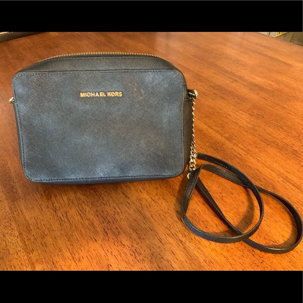 Black Michael Kors Crossbody